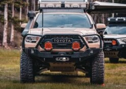 Toyota Tacoma (2016+) Hi-Lite Overland Front Bumper [Bull Bar] -Car Parts Shop 20220524 DSC09087