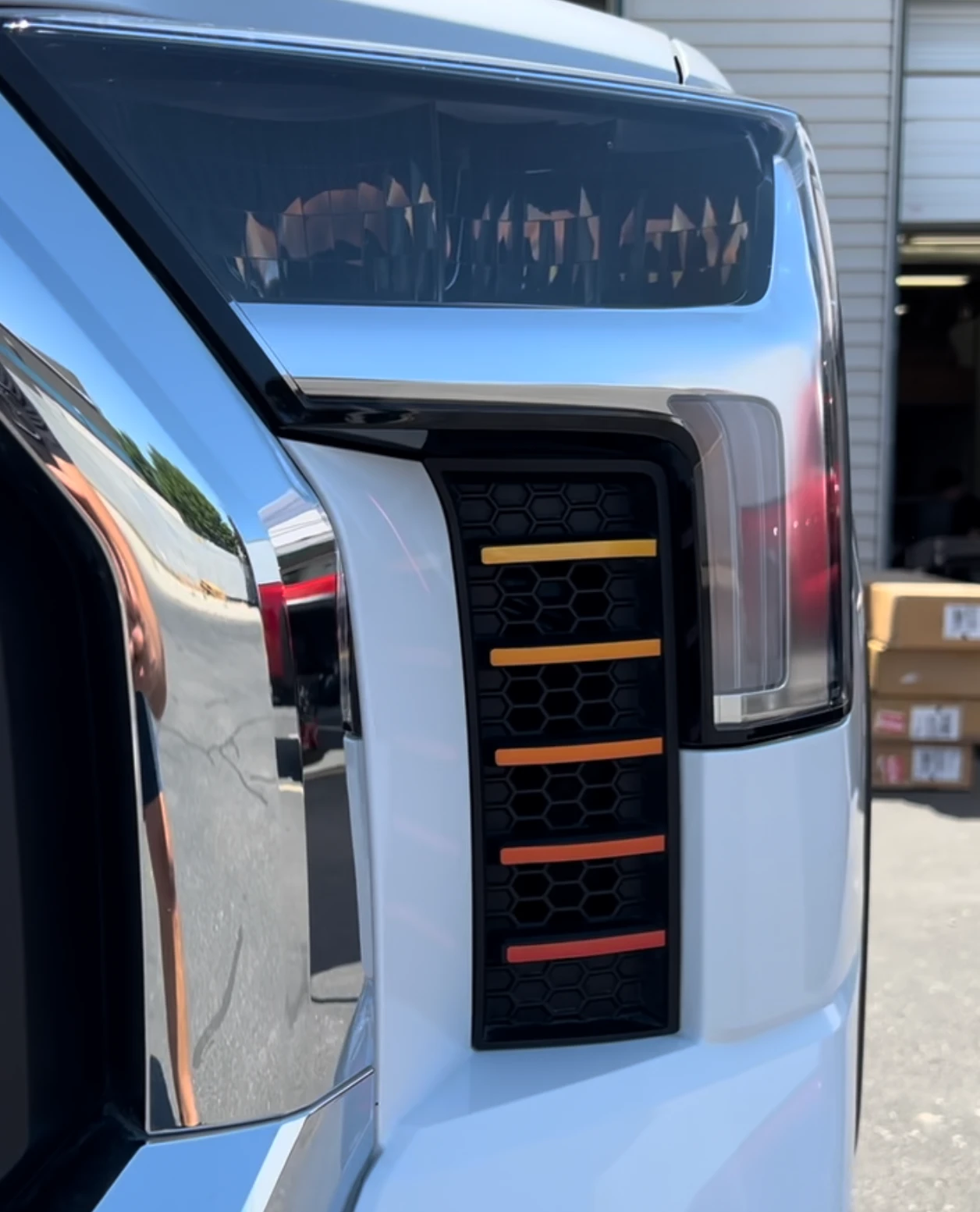 2022+ Tundra Headlight Gradient Decal Kit 4 2022+ Tundra Headlight Gradient Decal Kit - Image 2