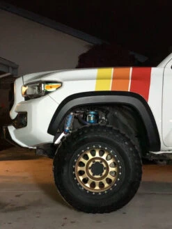 Large Universal Stripes 30 Large Universal Stripes -Car Parts Shop image 69e88593 2025 4102 9ce6 7658801ee9a9